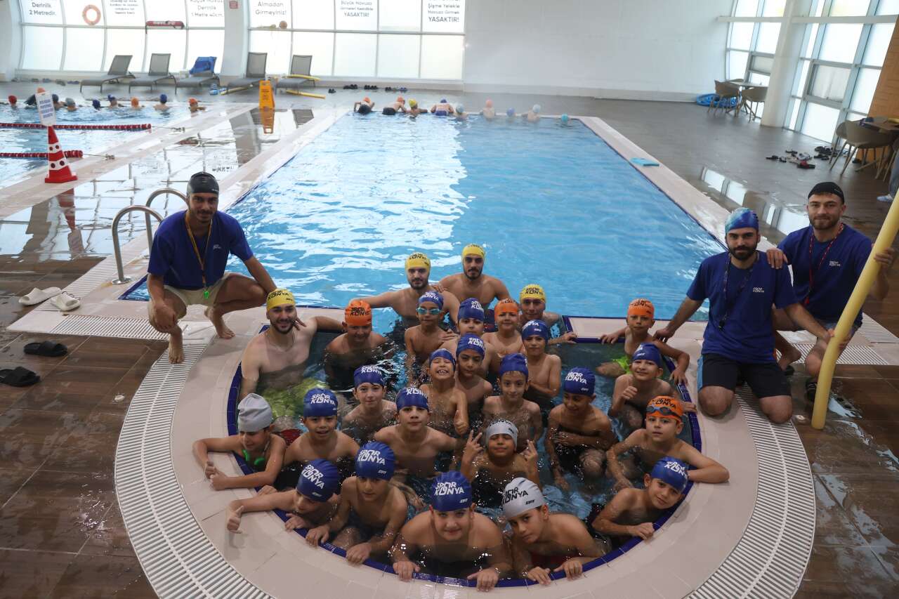 Konya’nın 20 ilçesinde yüzme eğitimleri verilmeye başladı 2